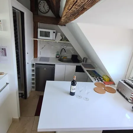 Coeur De Avec Vue Sur Les Toits Apartment Paris