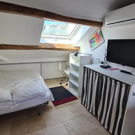 Apartment Coeur De Avec Vue Sur Les Toits *